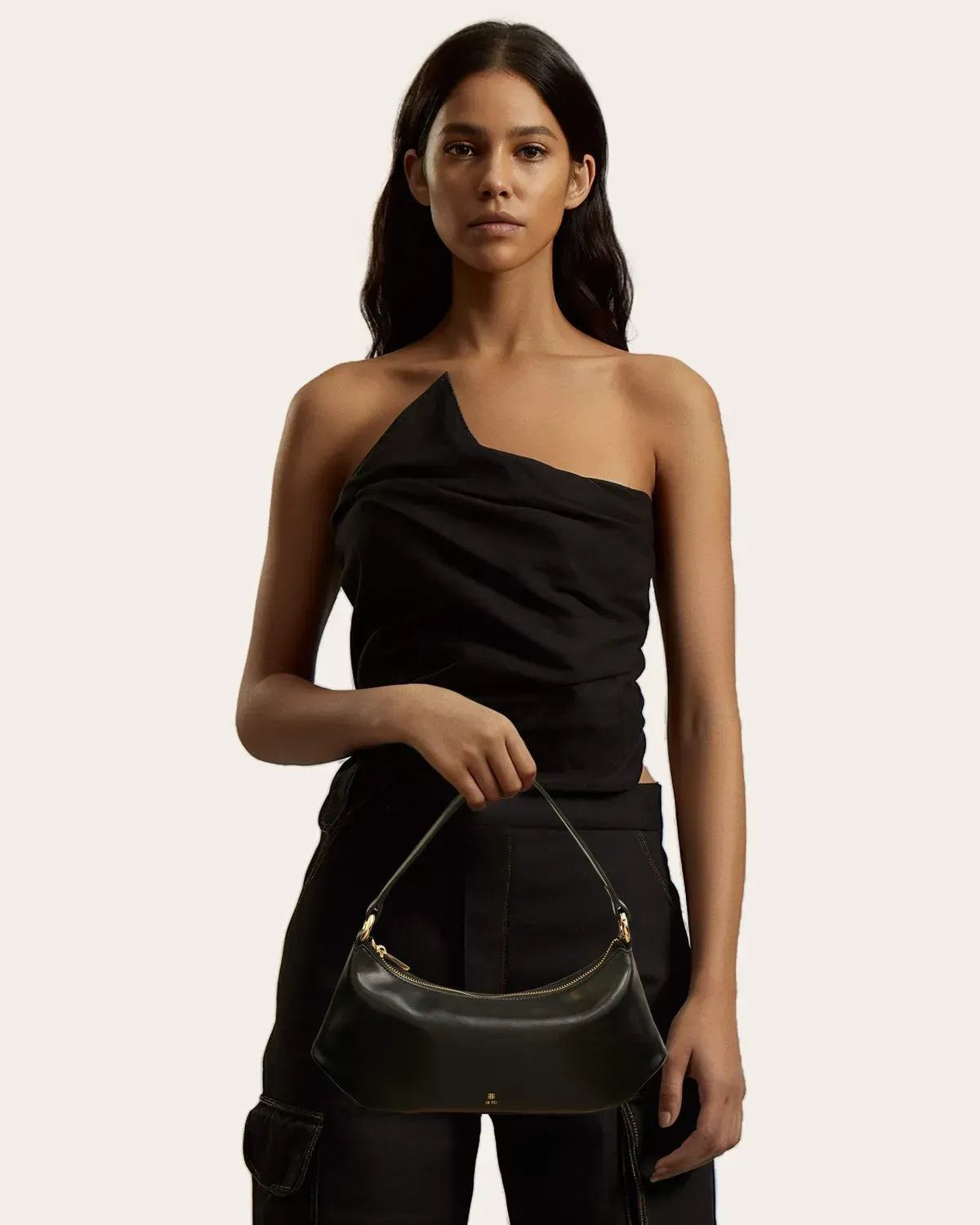 Жіноча сумка на плече JW PEI Lily Shoulder Bag, чорна — фото 2