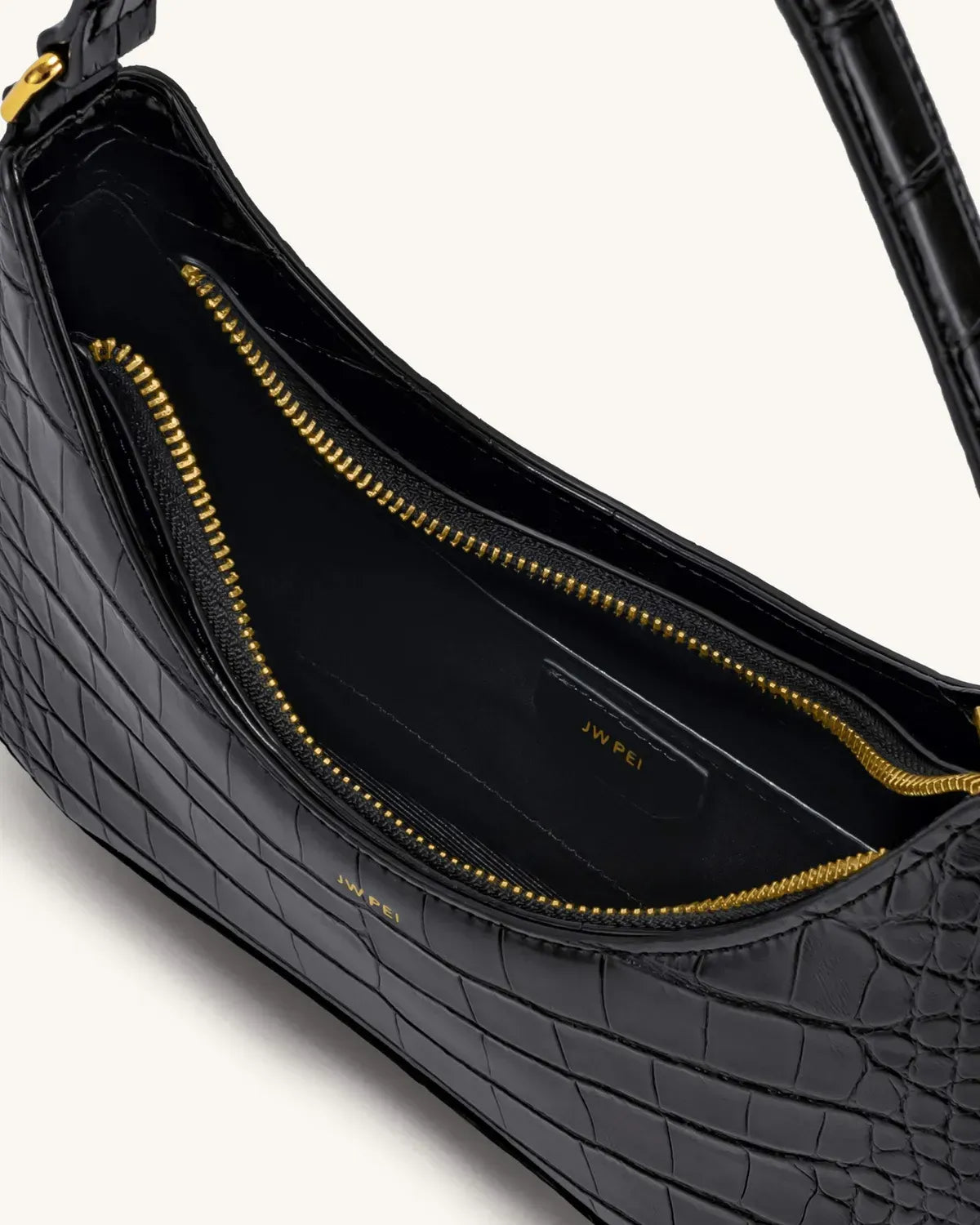 Жіноча сумка на плече JW PEI Ruby Shoulder Bag, чорна croc — фото 4