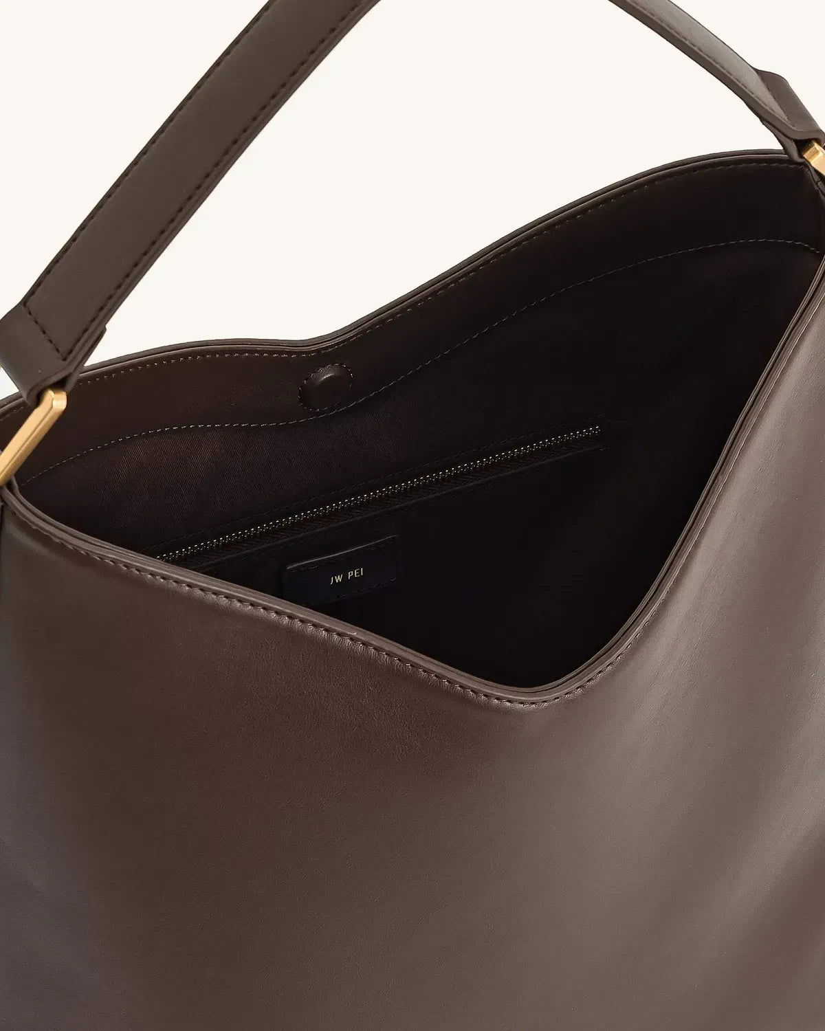 Жіноча сумка на плече JW PEI Aria Shoulder Bag, темно-коричнева — фото 8