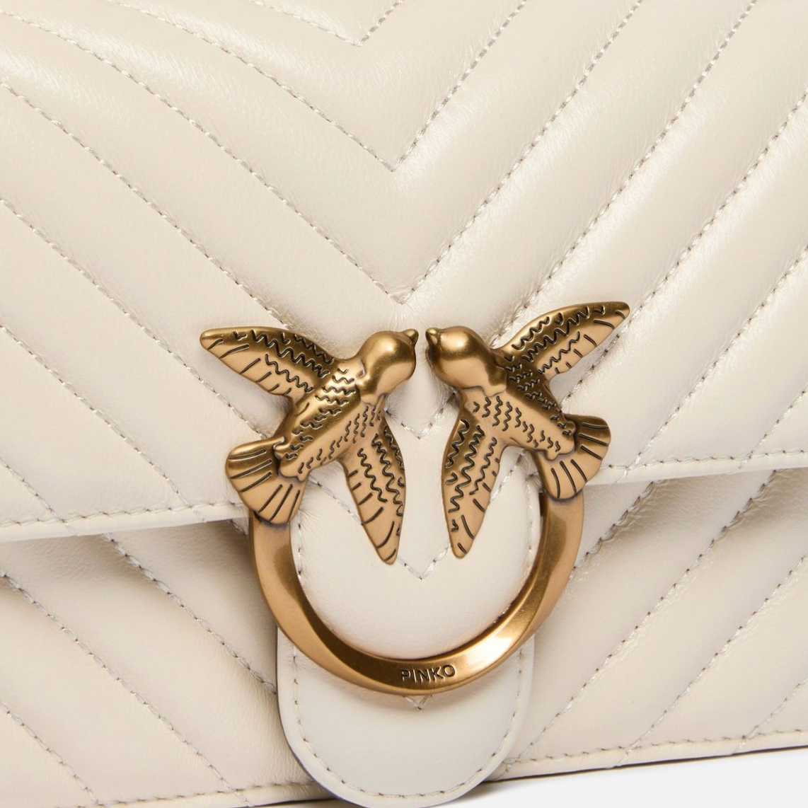PINKO Small Shoulder Bag One chevron сумка жіноча біла