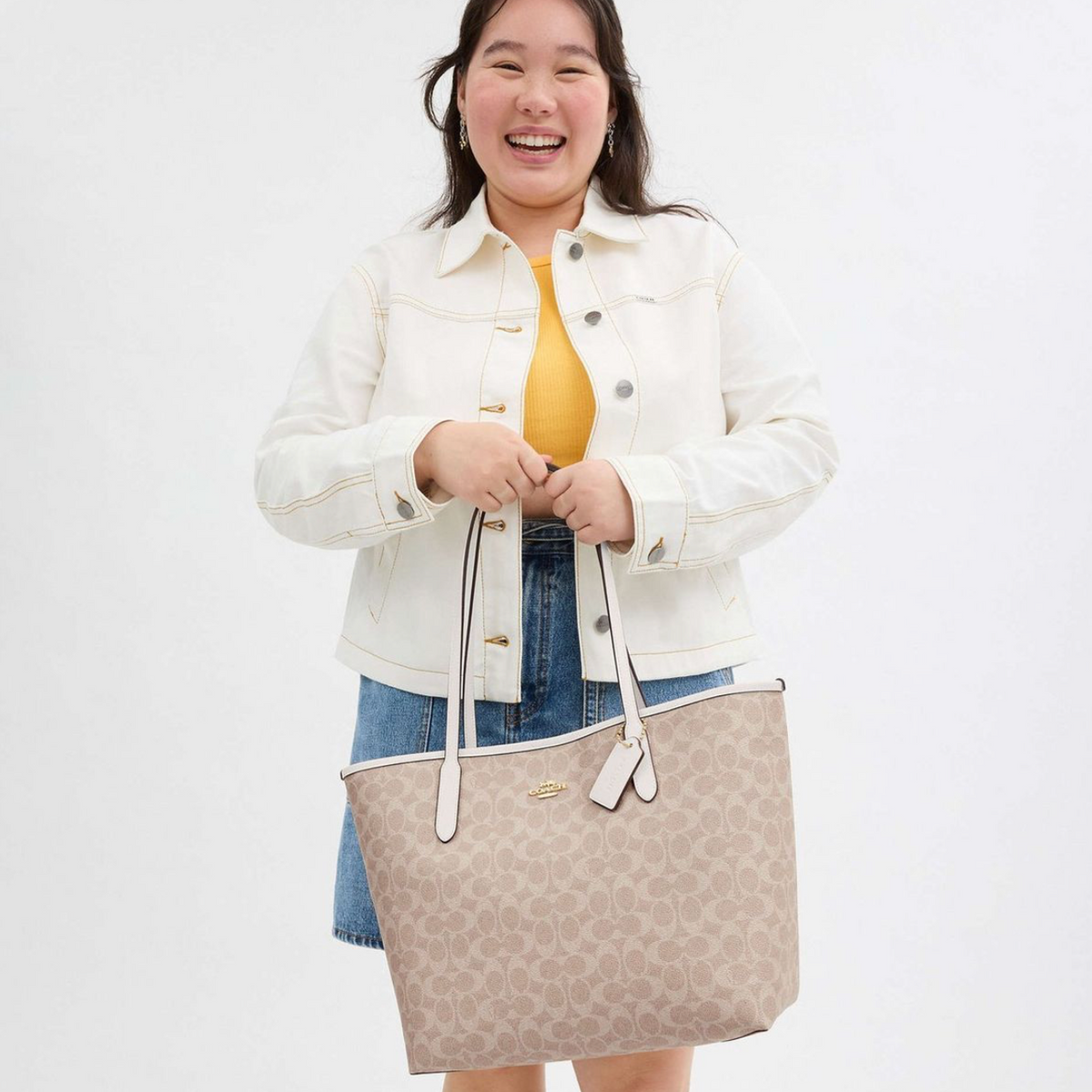 COACH City Tote Bag In Signature Canvas сумка жіноча