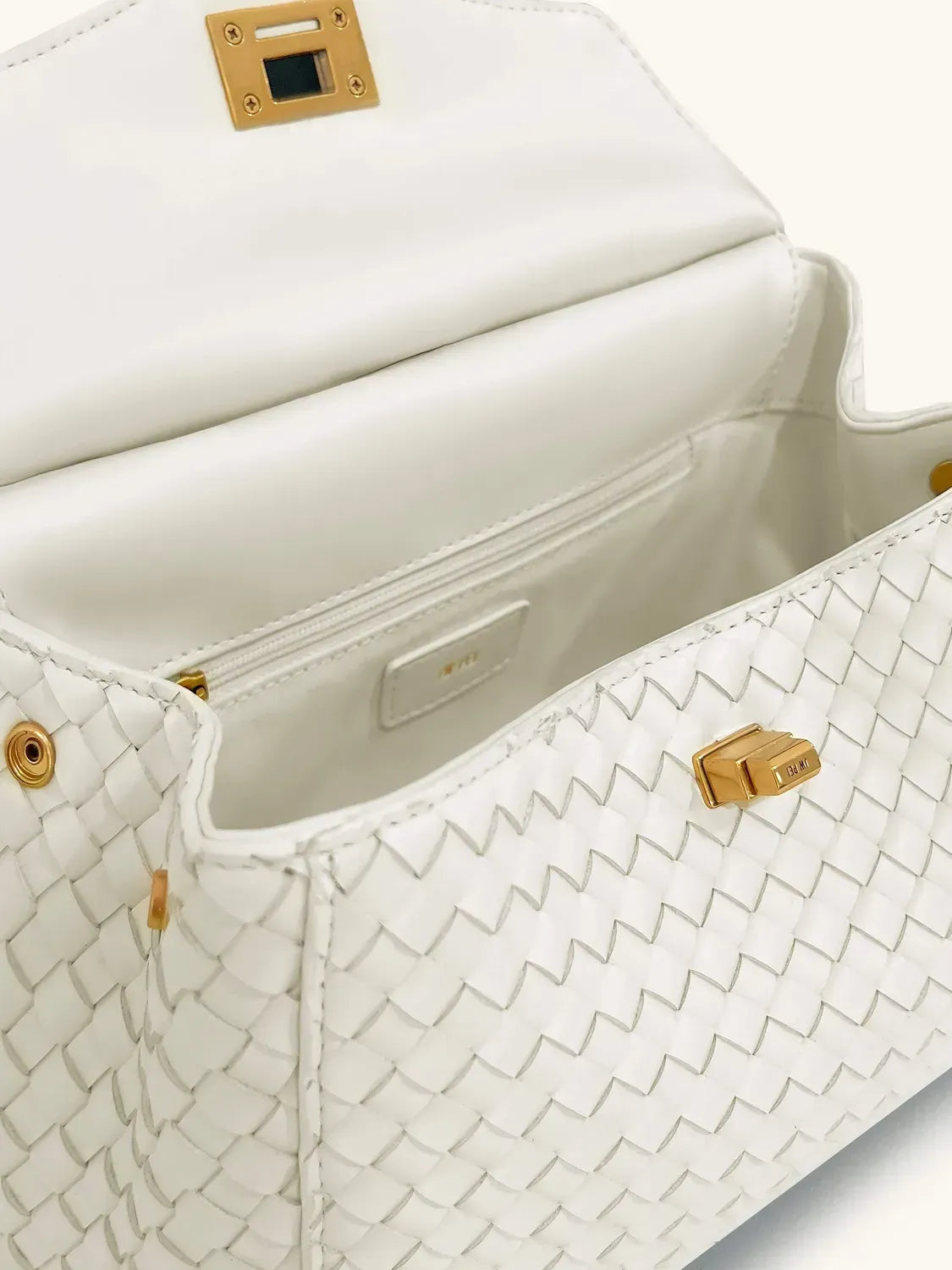 Жіноча сумка з верхньою ручкою JW PEI Lucia Classic Top Handle Woven Bag, біла — фото 4