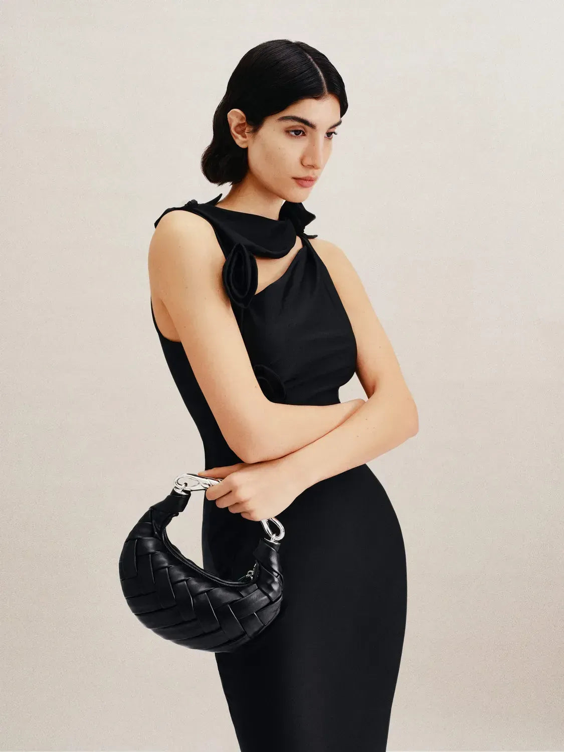 Жіноча сумка кросбоді JW PEI Orla Weave Handbag, чорна — фото 5