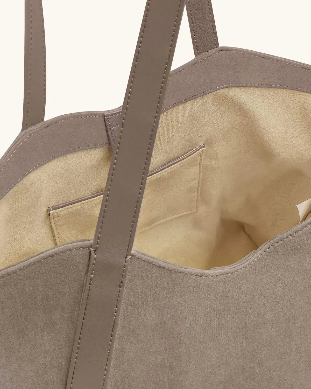 Жіноча сумка-тоут JW PEI Kiana Large Capacity Faux Suede Tote Bag, колір тауп — фото 6